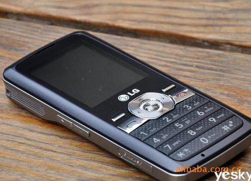 LG KX300手機(jī)批發(fā)供應(yīng)全解析 價(jià)格、廠家、圖片與鄭州翼龍通訊器材有限公司